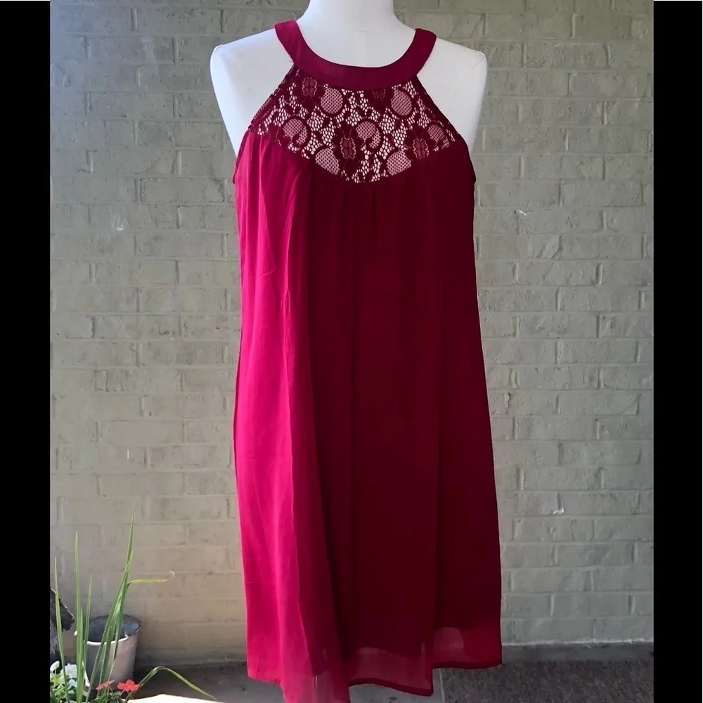 DARK Red Halter Mini by Dreagal, size Medium D144.2 - Picture 1 of 5
